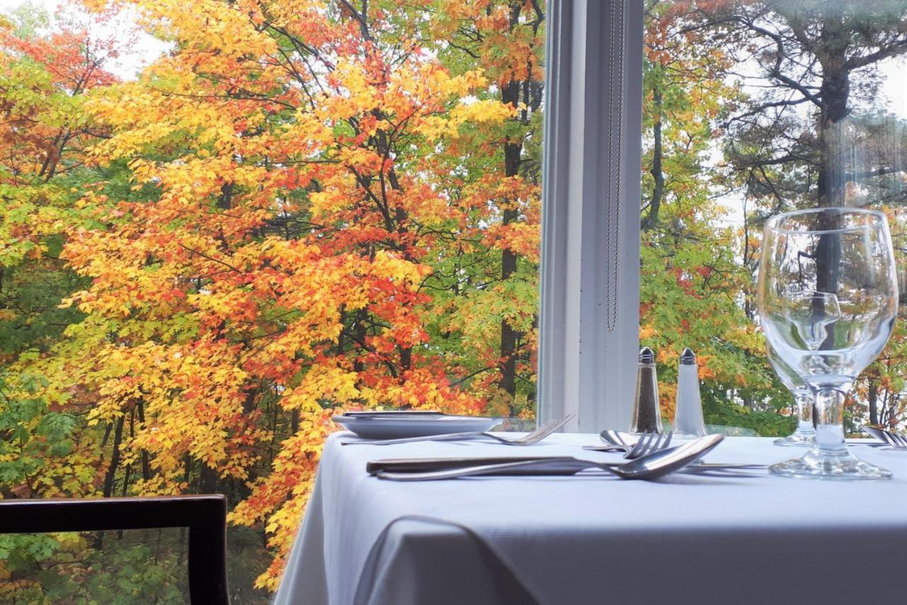 Auberge De La Montagne Coupee Saint Jean De Matha Екстериор снимка