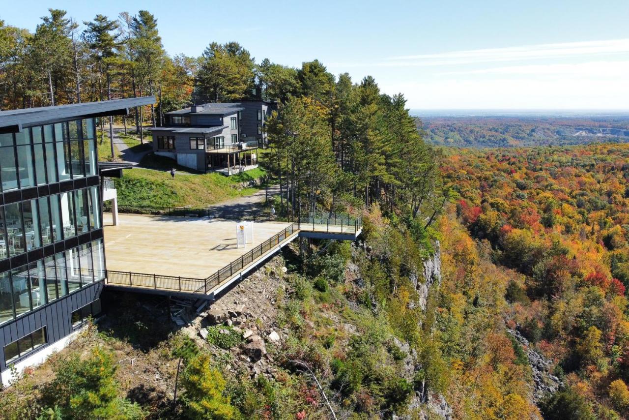 Auberge De La Montagne Coupee Saint Jean De Matha Екстериор снимка