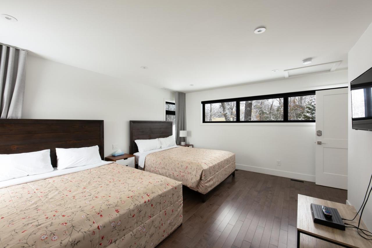 Auberge De La Montagne Coupee Saint Jean De Matha Екстериор снимка